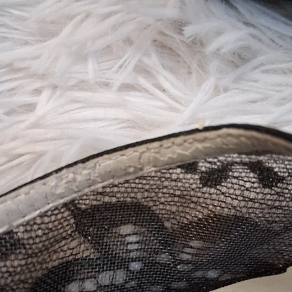 Lulu Townsend NWOT Elegant Black Lace Heels - Picture 10 of 11